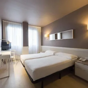 ** Hotel Paral-lel Španělsko