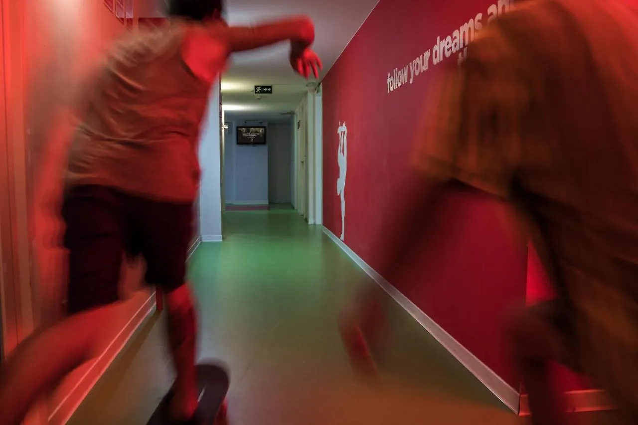 Sant Jordi Hostels Sagrada Familia Barcelona