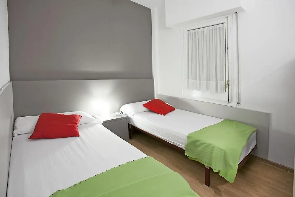 Sant Jordi Hostels Sagrada Familia Barcelona